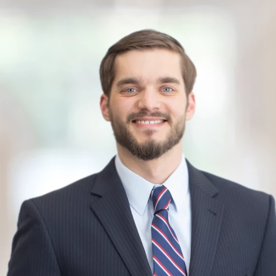 everett benson headshot