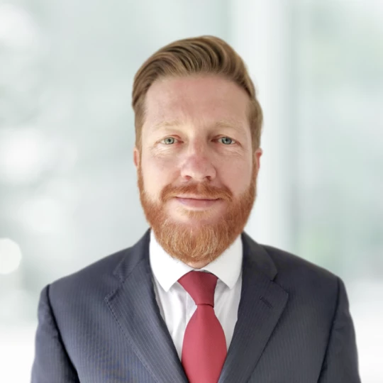 jamie macdonald headshot